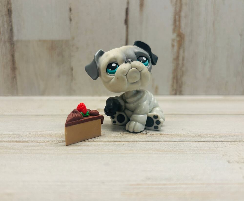 Littlest Pet Shop LPS Vintage Gray Bulldog Dog Blue Eyes EUC